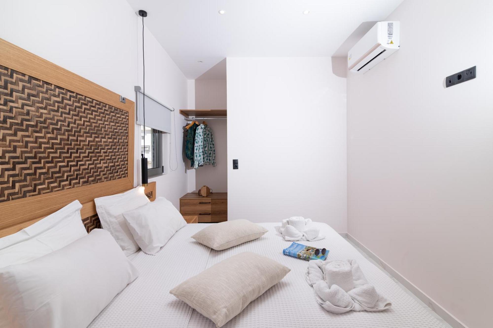Patric.Ko Aparthotel Agia Galini Exteriör bild