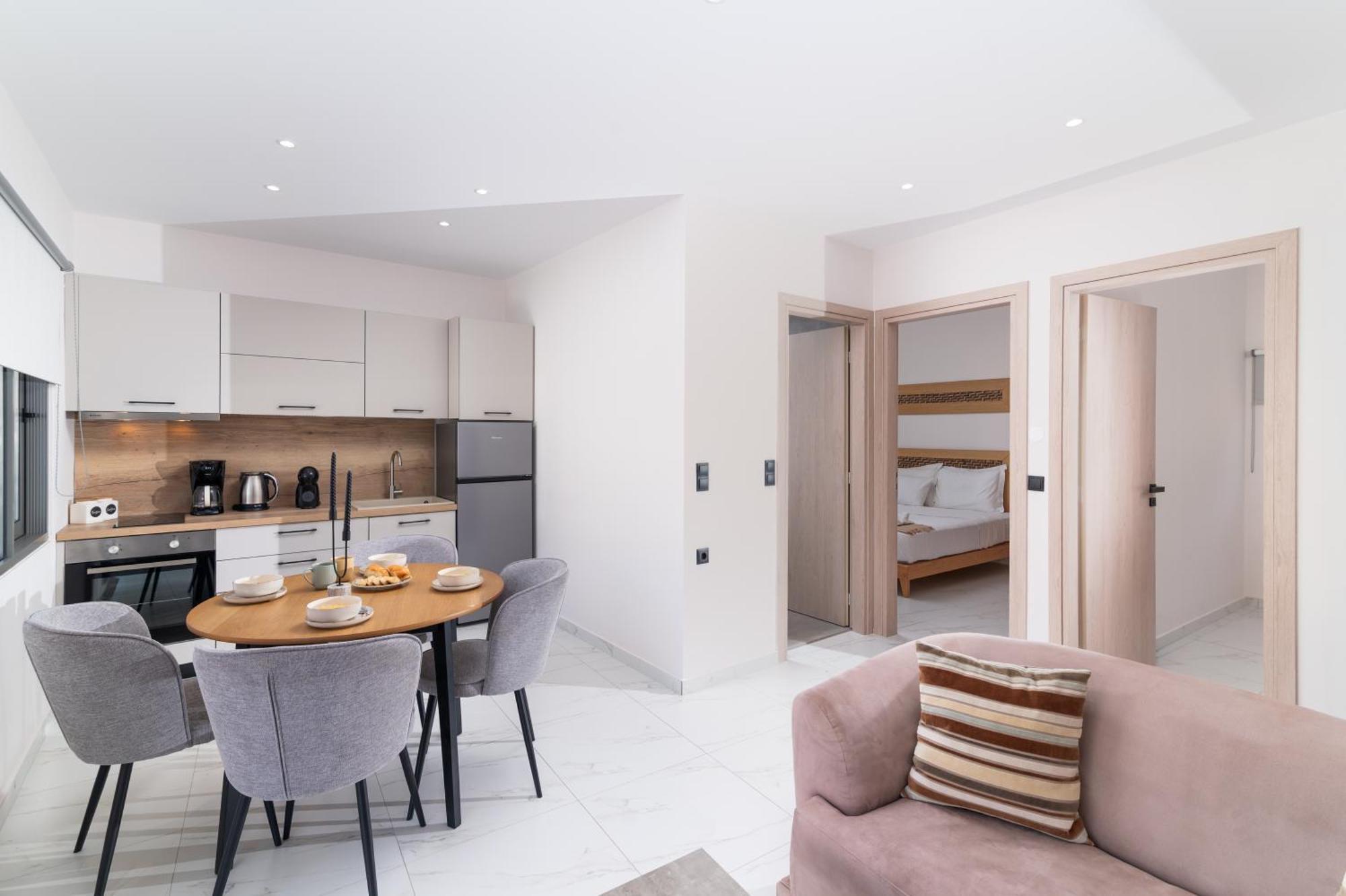 Patric.Ko Aparthotel Agia Galini Exteriör bild