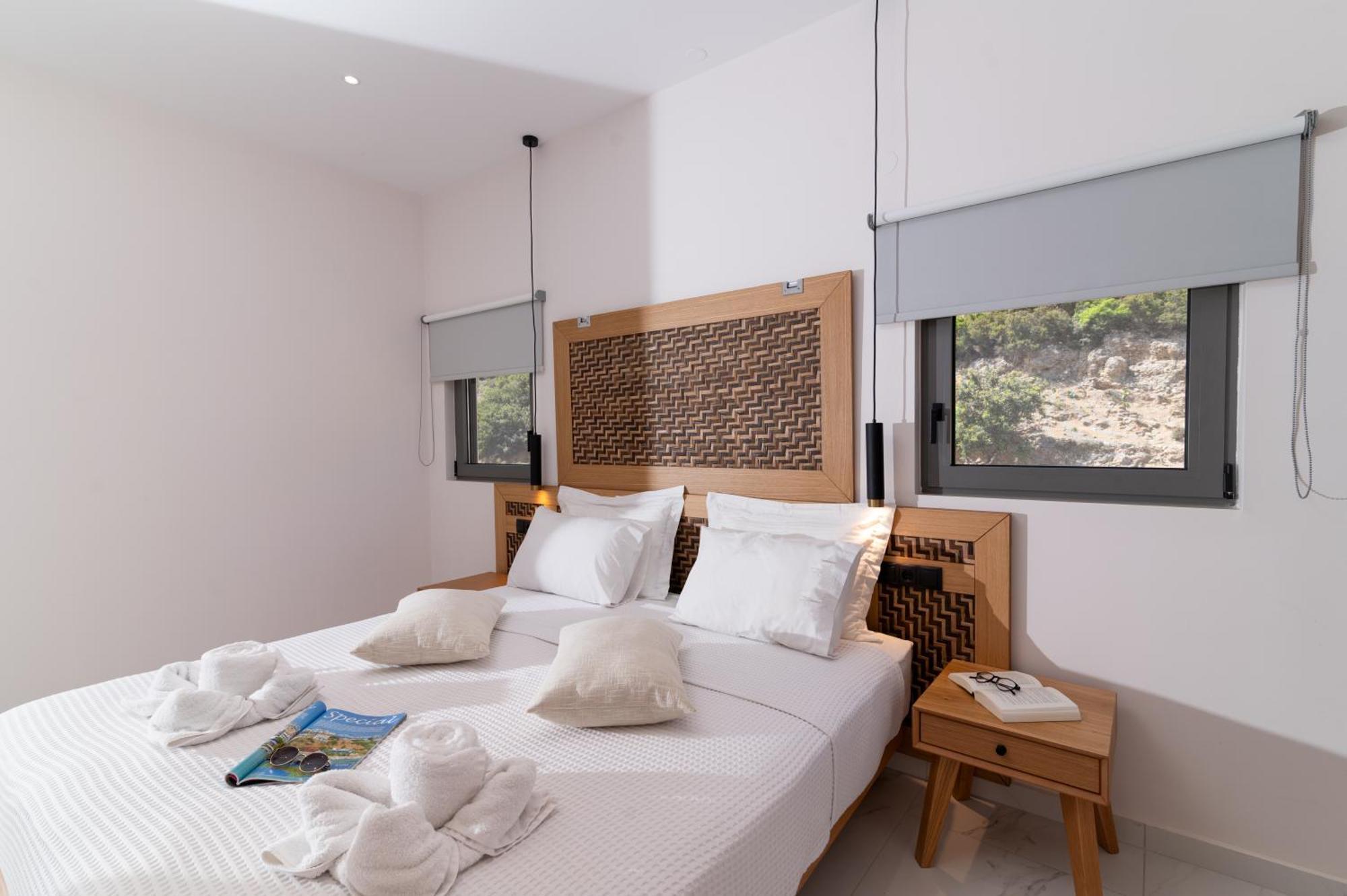 Patric.Ko Aparthotel Agia Galini Exteriör bild