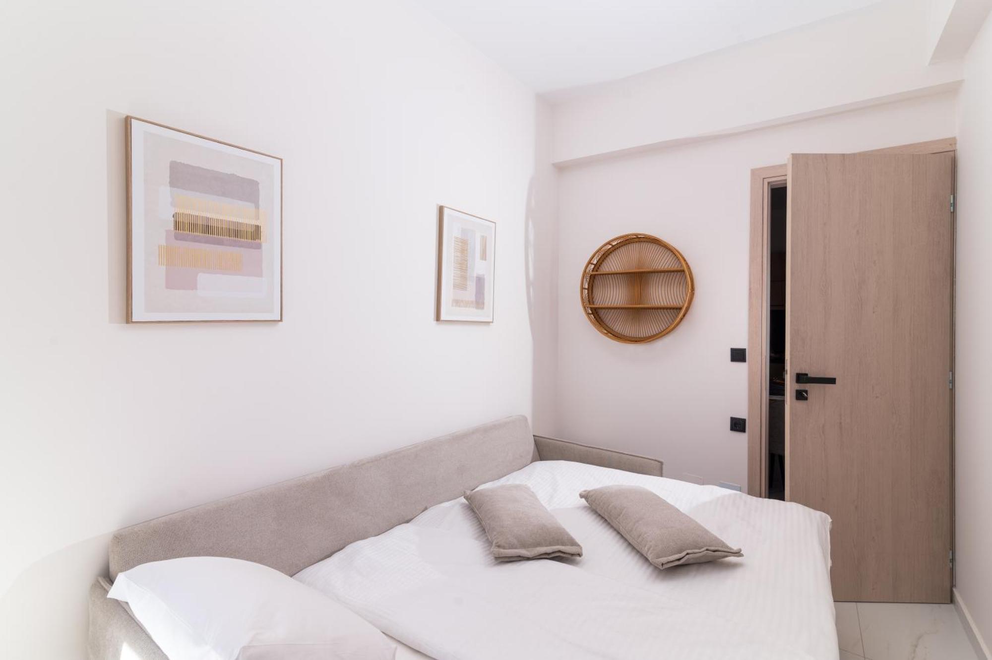 Patric.Ko Aparthotel Agia Galini Exteriör bild